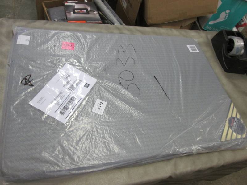 lot 20 image: 24x36 inch Kitchen Chef Anti-Fatigu...