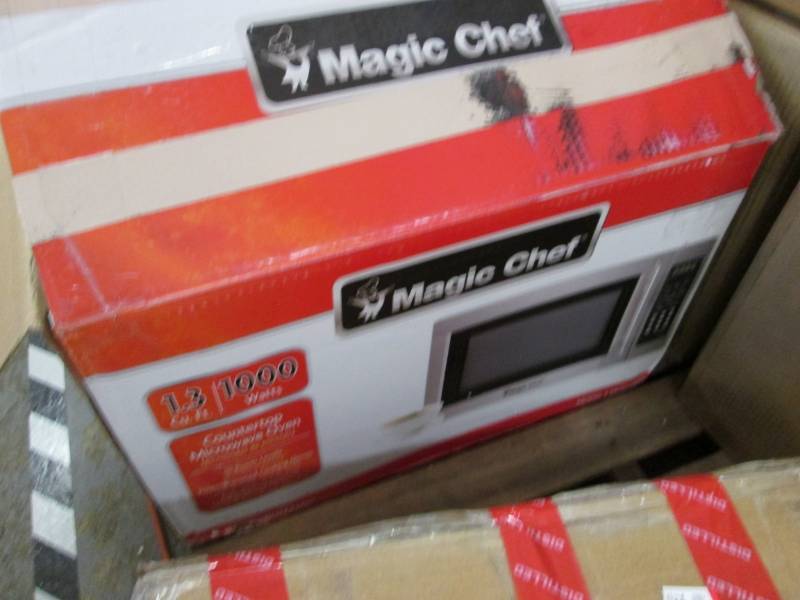 lot 41 image: 1.3 Cu. Ft. Stainless Steel Microwa...