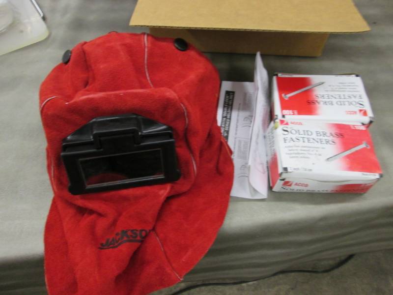 lot 65 image: Jackson Welding Helmet, 2 Packs of ...