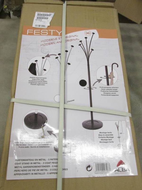lot 66 image: Alba Festy 5 Pegs Coat & Umbrella S...