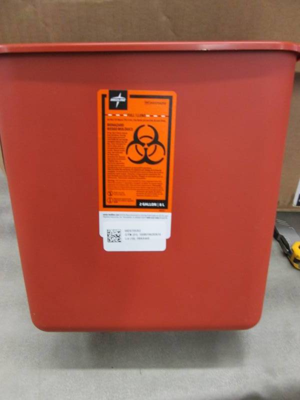 lot 79 image: 2 Gallon Biohazard Containers, 5 li...