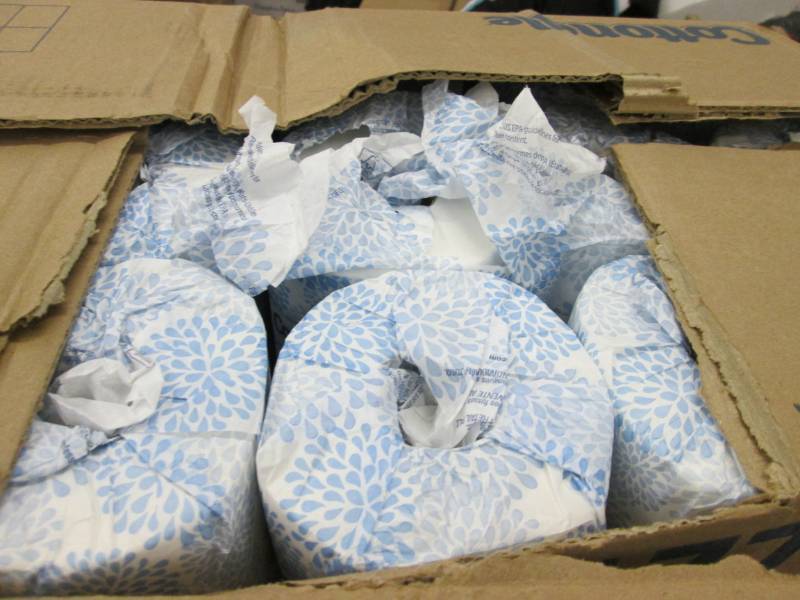 lot 112 image: Case of Cottonelle Bath Tissue 60 R...