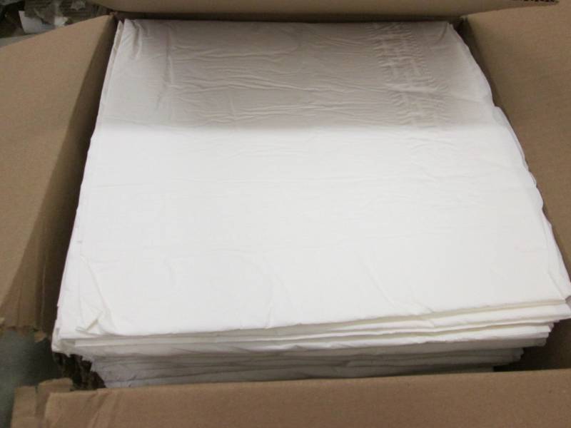 lot 123 image: Damaged Case of 20 Paper Table Cove...