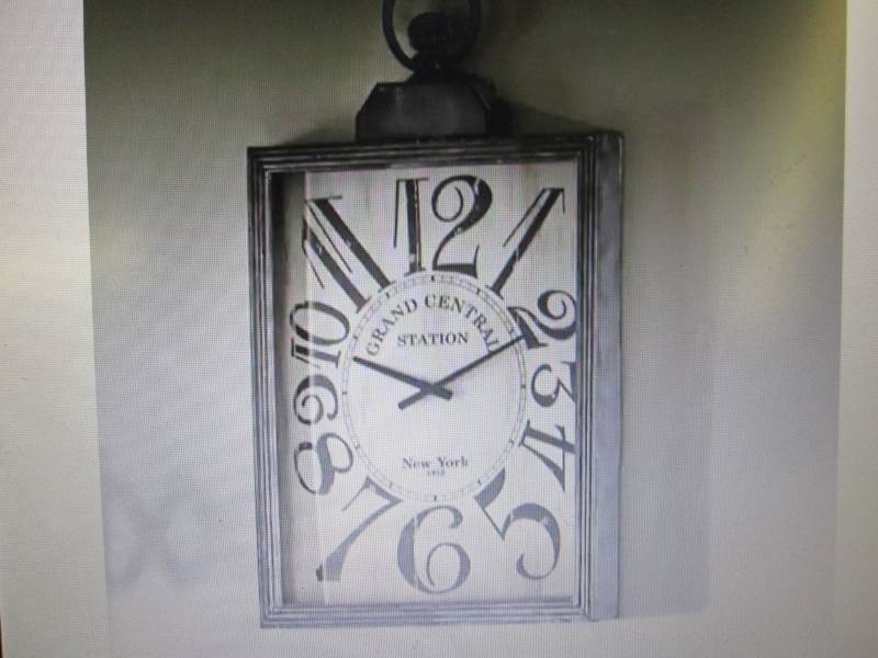 lot 140 image: Station Wall Clock open box, untest...