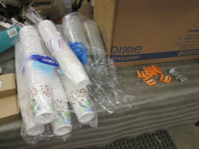 lot 166 image: Insulated Cups, Compostable Cups, A...