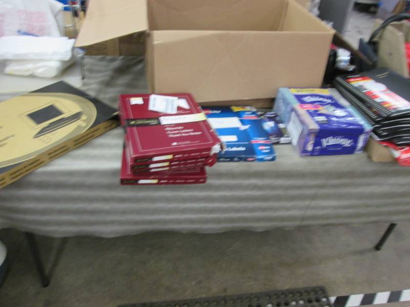 lot 194 image: 3M Monitor Stand, Address labels, 4...
