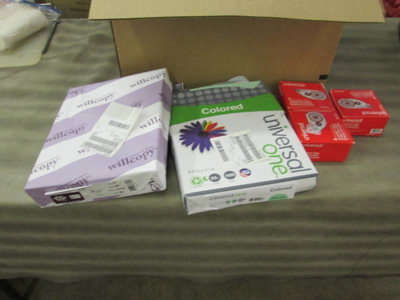 lot 199 image: 8 Boxes of Kleenex, 3-6pks Correcti...