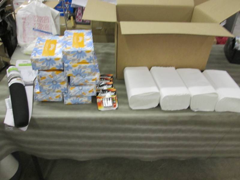 lot 200 image: 4 Pk Paper Towels, 9 boxes Kleenex,...