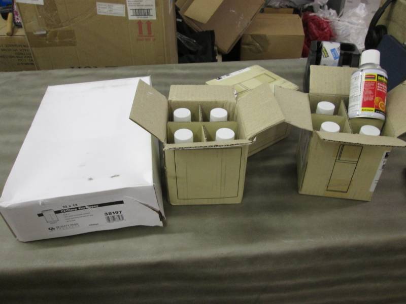 lot 203 image: 3- 4pks Rubbermaid Citrus Breeze 5,...