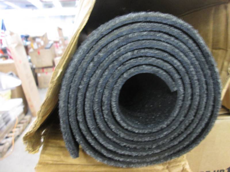 lot 208 image: Guardian EcoGuard Diamond Floor Mat...