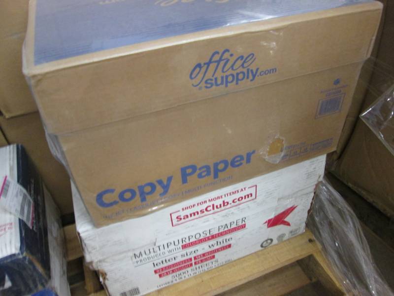 lot 216 image: Case of Office Supply 20 lb 8.5x11,...