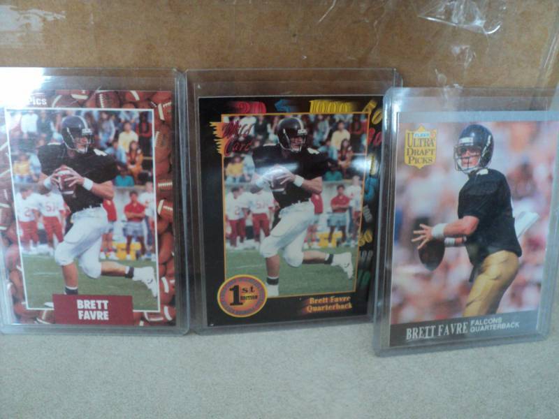 3 Brett Favre Rookie Cards...