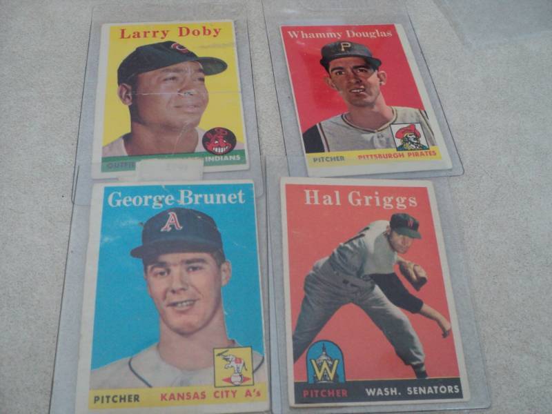 4 1958 Topps Baseball Cards...