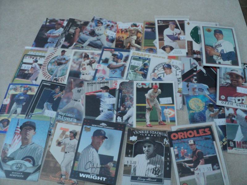 30 Baseball Star Cards...