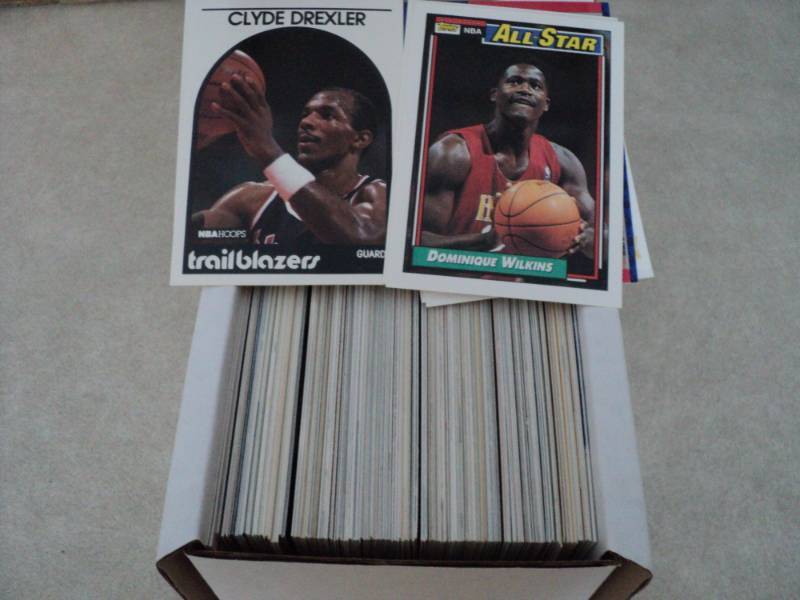 Box Basketball Star Cards...