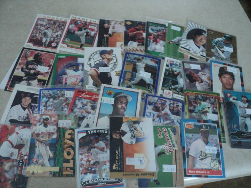 30 Baseball Star Cards...
