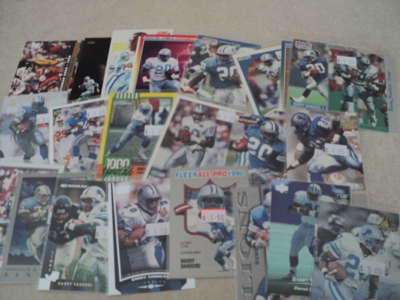 25 Barry Sanders Cards...