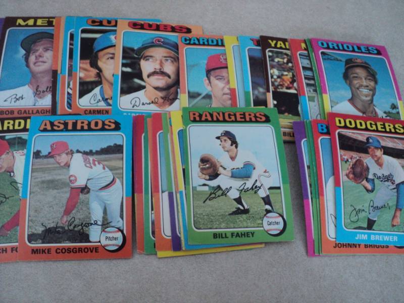 50 1975 Topps Baseball Cards...