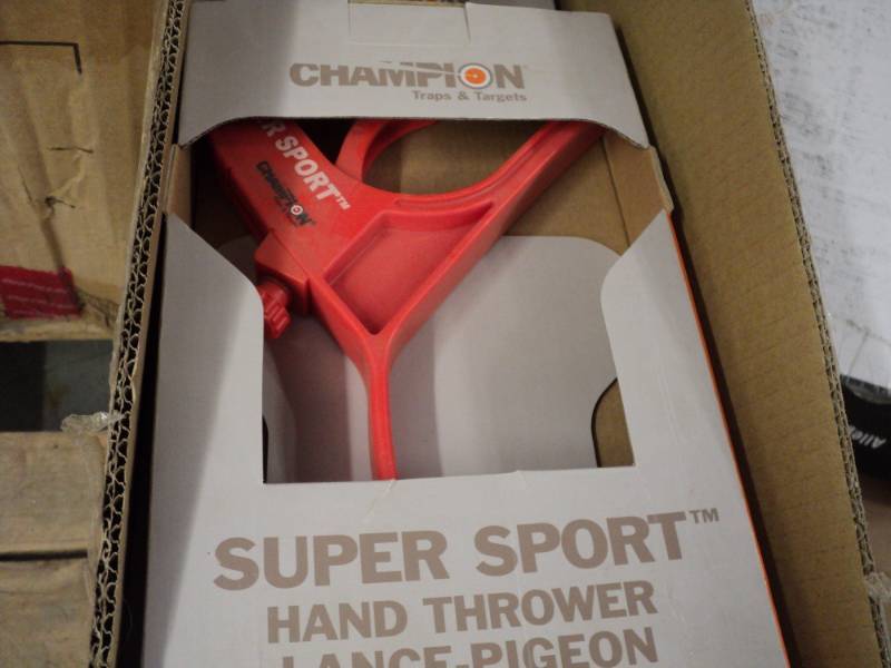 Box of 6 Champion Super Sport Hand ...