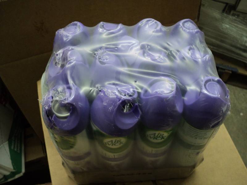 12 cans Air Wick 4 in 1 Lavender an...