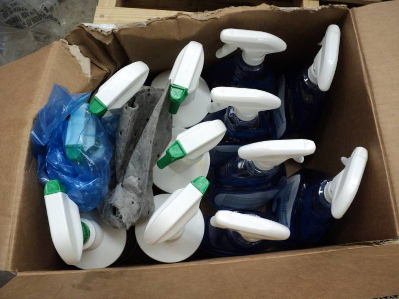 6 - 32 oz Bottles of Spray Nine Hea...