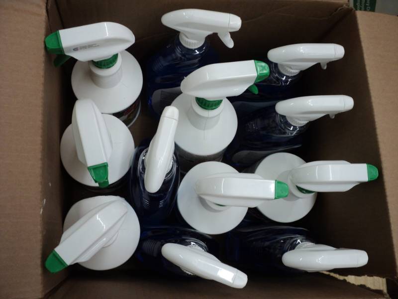 6 - 32 oz Bottles of Spray Nine Hea...