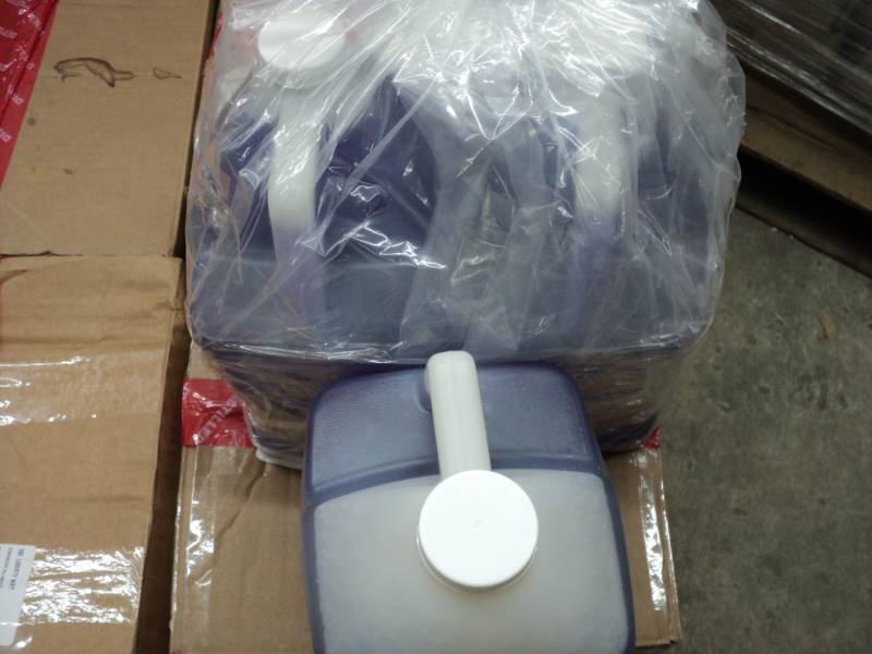 3 - 1 Gallon Jugs Fabuloso Professi...