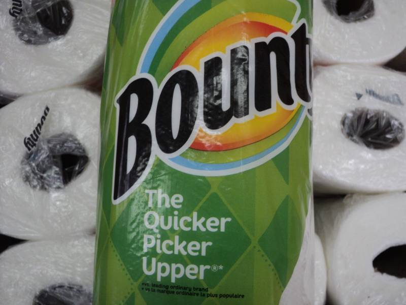 12 Rolls Bounty 2 Ply Paper Towels...