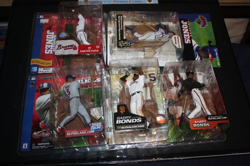 lot 6 image: Lot of 5 McFarlane Baseball Figures