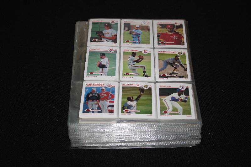 lot 48 image: Lot of 100 Full 9 Pocket Pages All Baseball