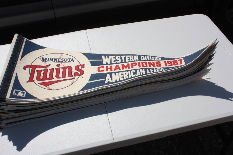 lot 75 image: Lot of 74 Minnesota Twins Pennants