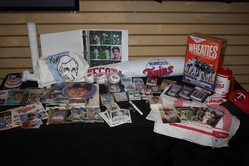 lot 106 image: Huge 50 Minnesota Twins Collectible and Cards Resale Lot