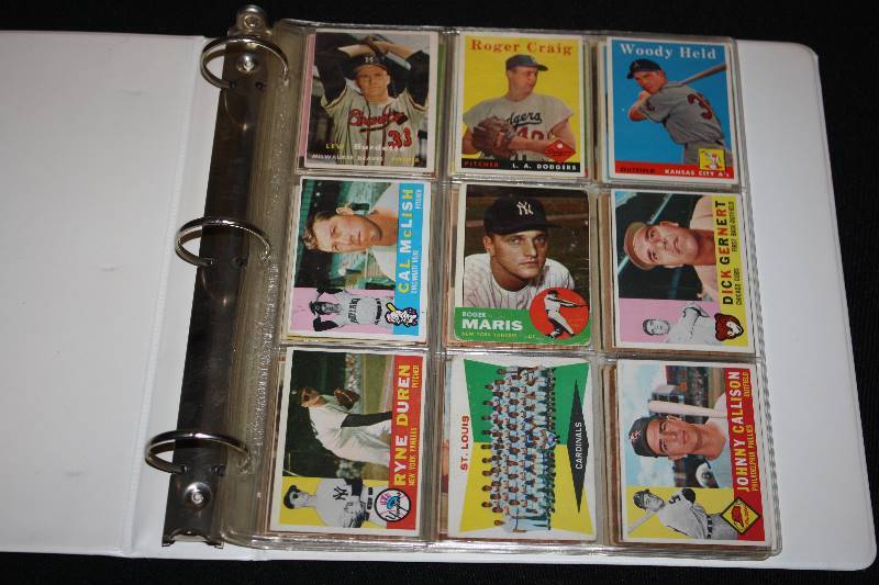 lot 118 image: Lot of 45 1957 to 1962 Topps Baseball Cards