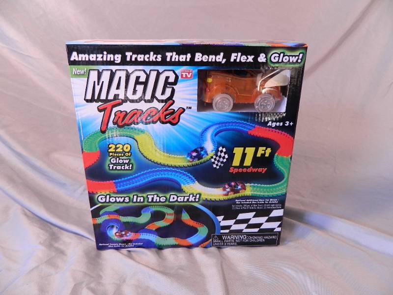 lot 14 image: New Magic Tracks Speedway