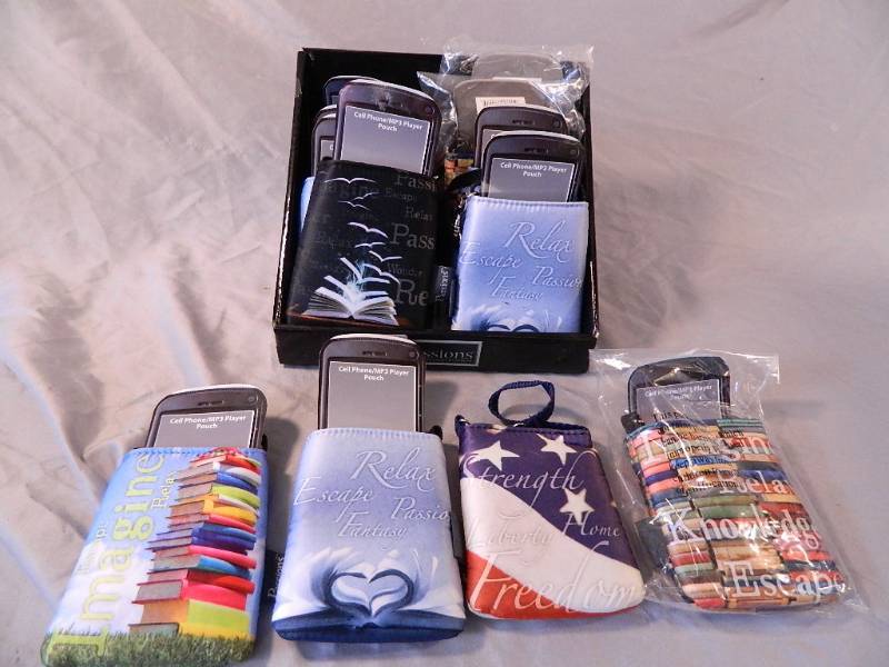 lot 20 image: New Case of MP3  Phone Pouches