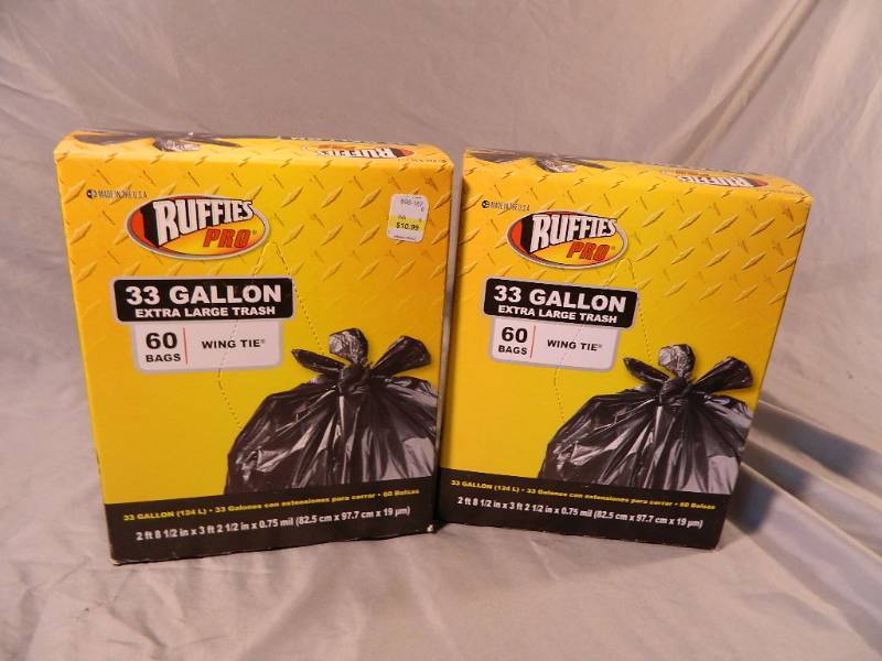 lot 41 image: 120 New Garbage Bags
