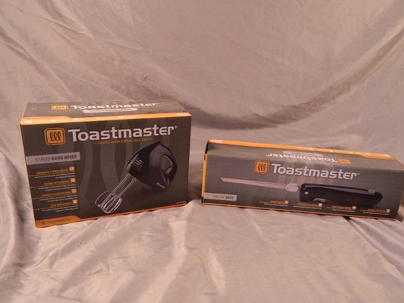lot 45 image: 2 New Toastmaster Appliances