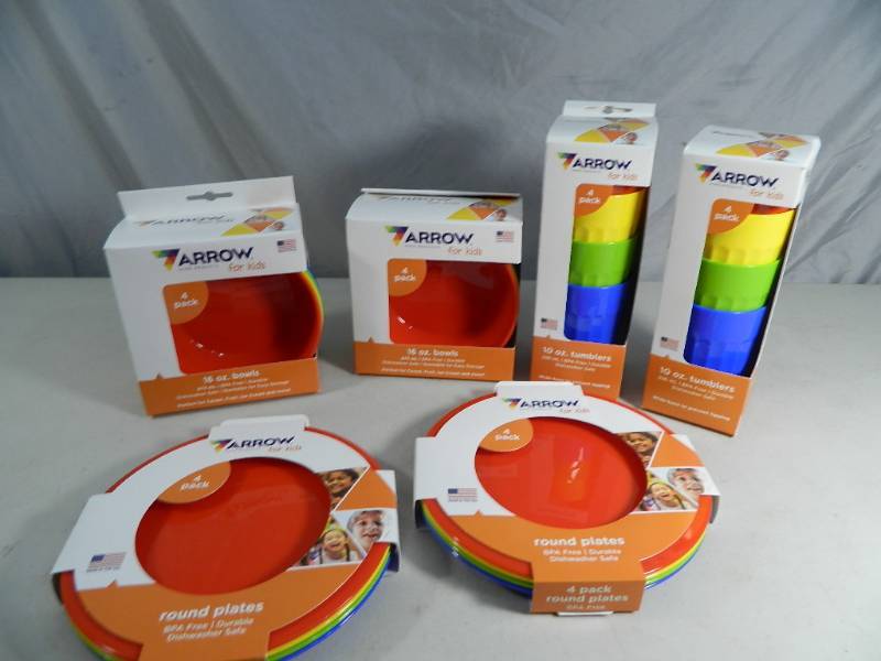 lot 90 image: New Arrow For Kids Dishes