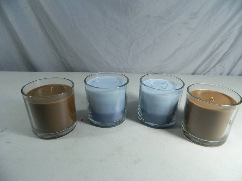 lot 91 image: 4 New Candles
