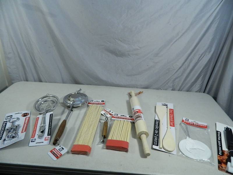 lot 133 image: Large Assortment of New Kitchen Utensils