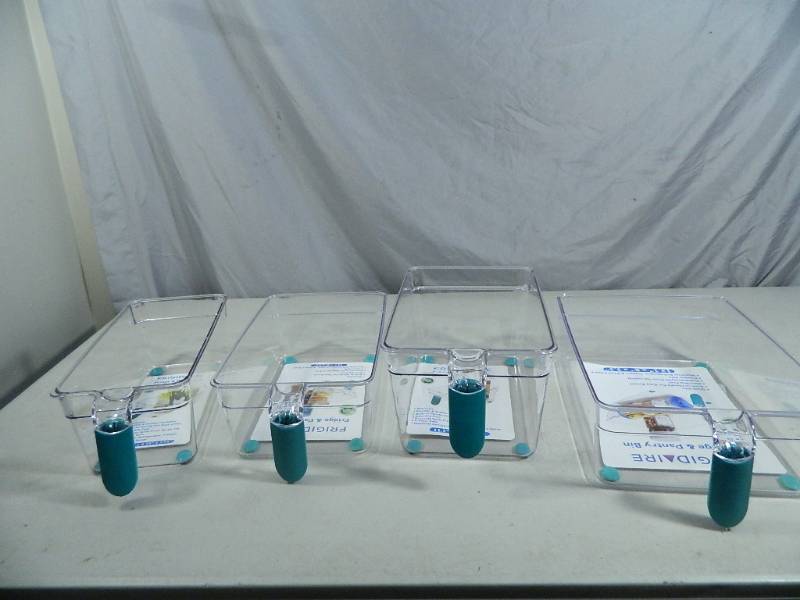 lot 135 image: 4 New Frigidaire Fridge and Pantry Bins