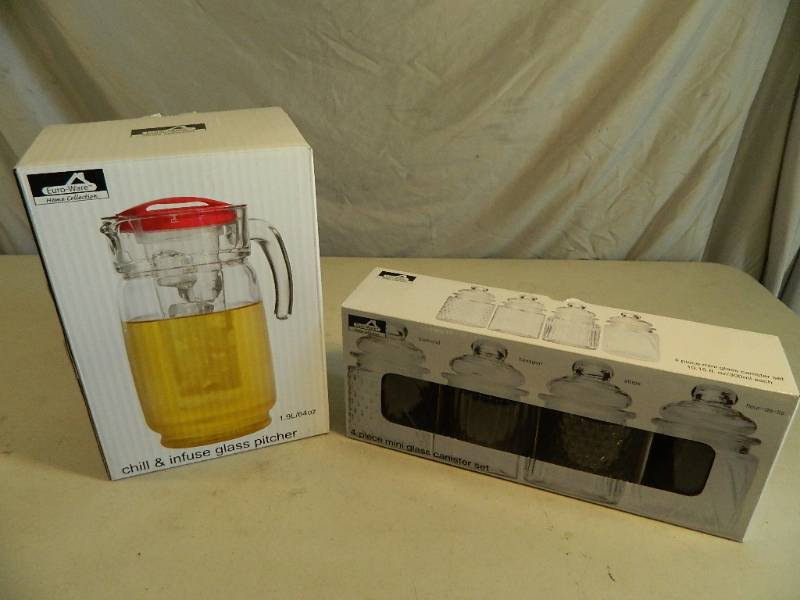 lot 158 image: New Chill and Infude Glass Pitcher and Glass Canister Set