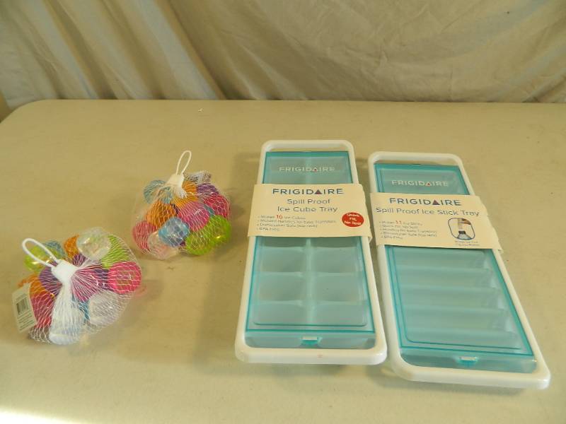lot 185 image: New Spill Proof Ice Cube Tray and More