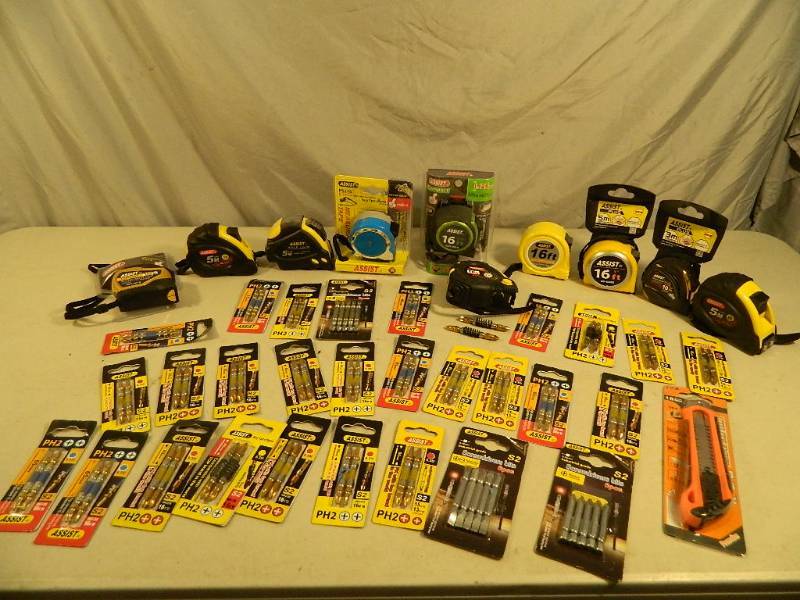 lot 195 image: Large Lot of New Tools
