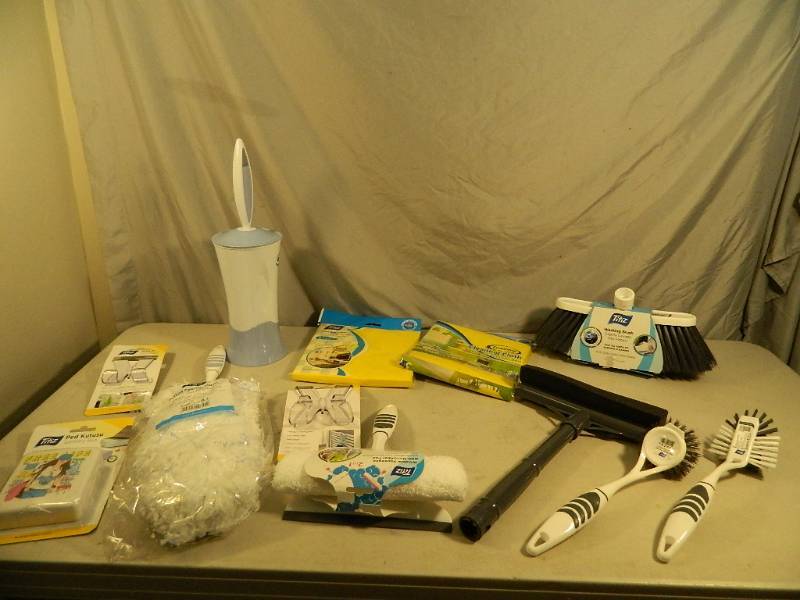 lot 196 image: New Cleaning Items and More