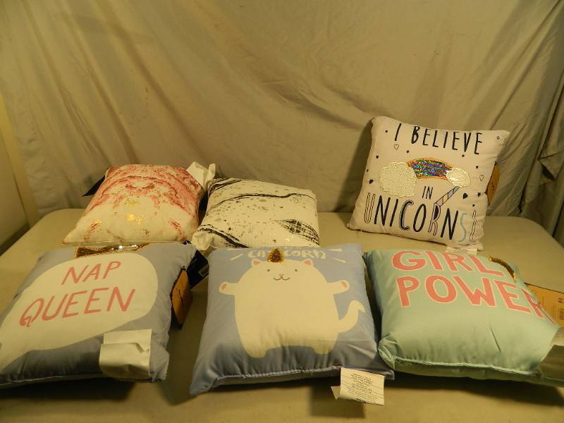 lot 201 image: 6 New Super Cute Mini Throw Pillows