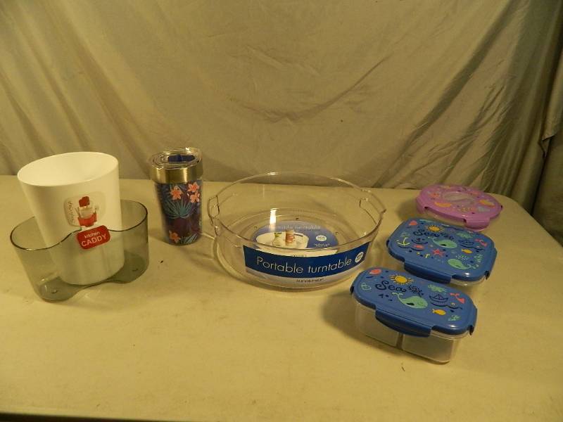 lot 210 image: New Kitchen Items