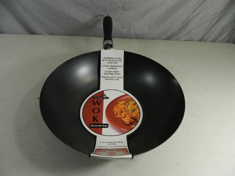 lot 231 image: New Wok