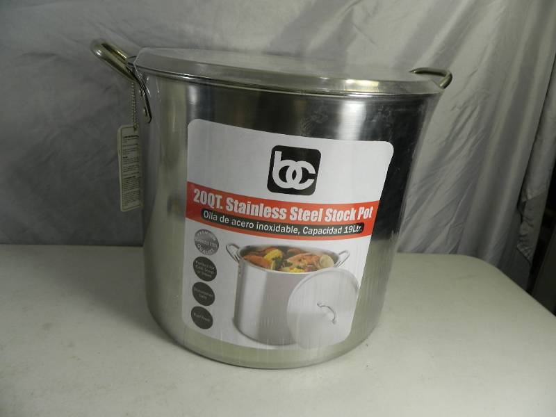 lot 243 image: New Large 20 Quart Stock Pot with Lid