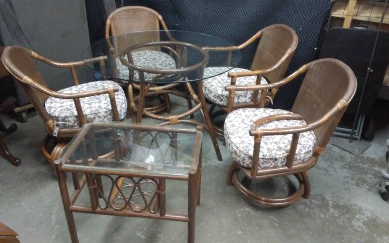 Table Chair Set Rattan 42 Inch Round Table With Glass Top